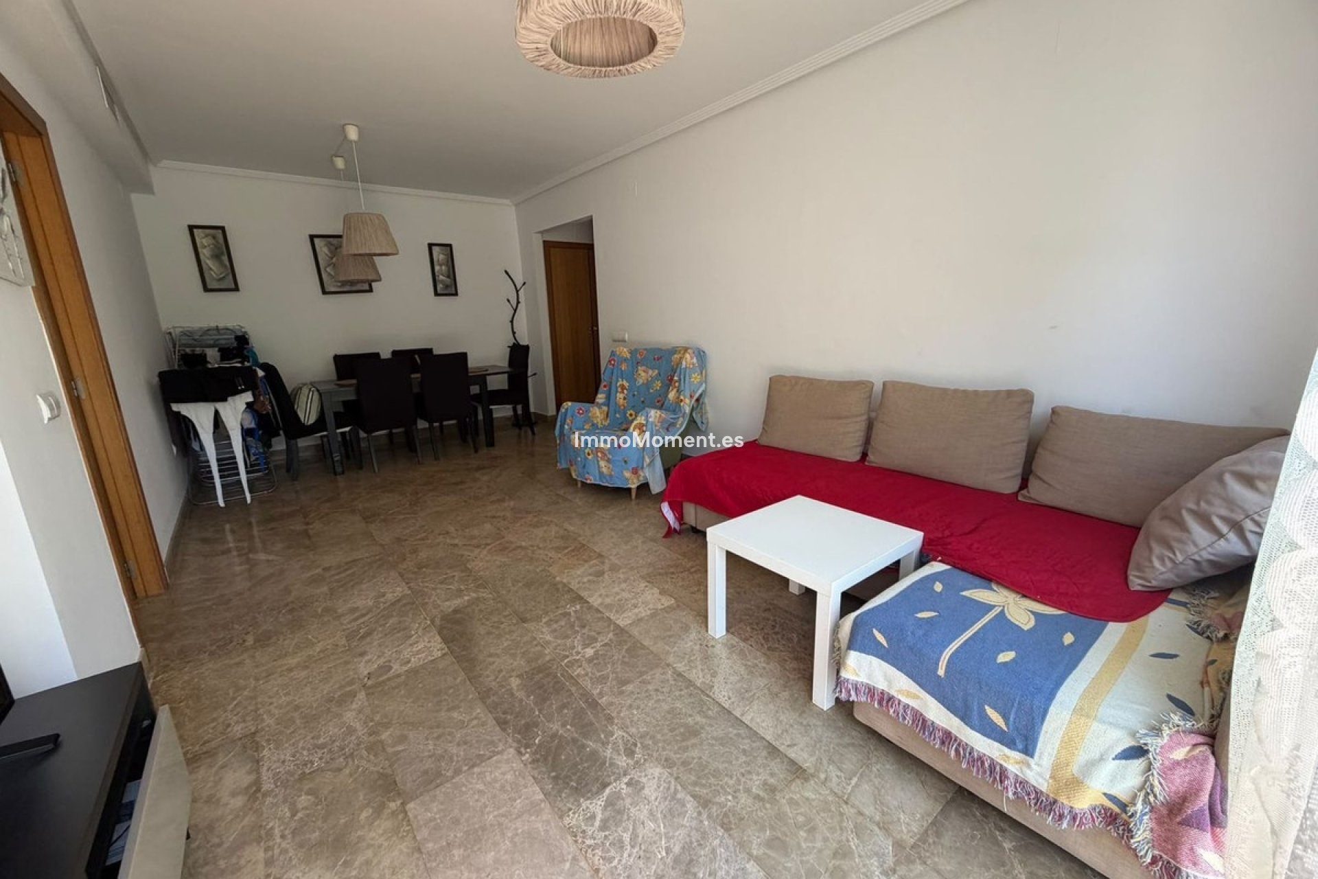 Resale - Apartment - Estepona - Selwo