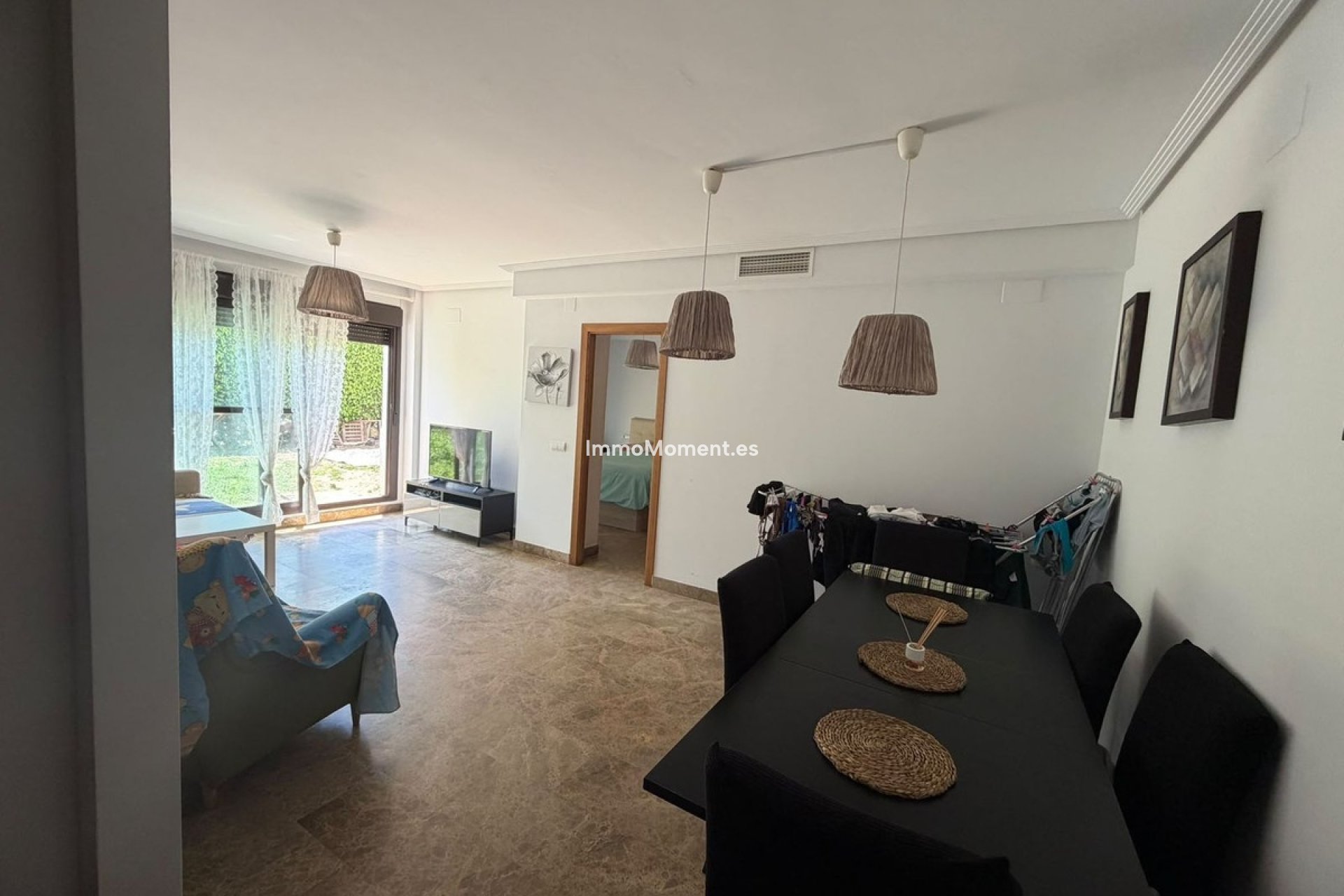 Resale - Apartment - Estepona - Selwo