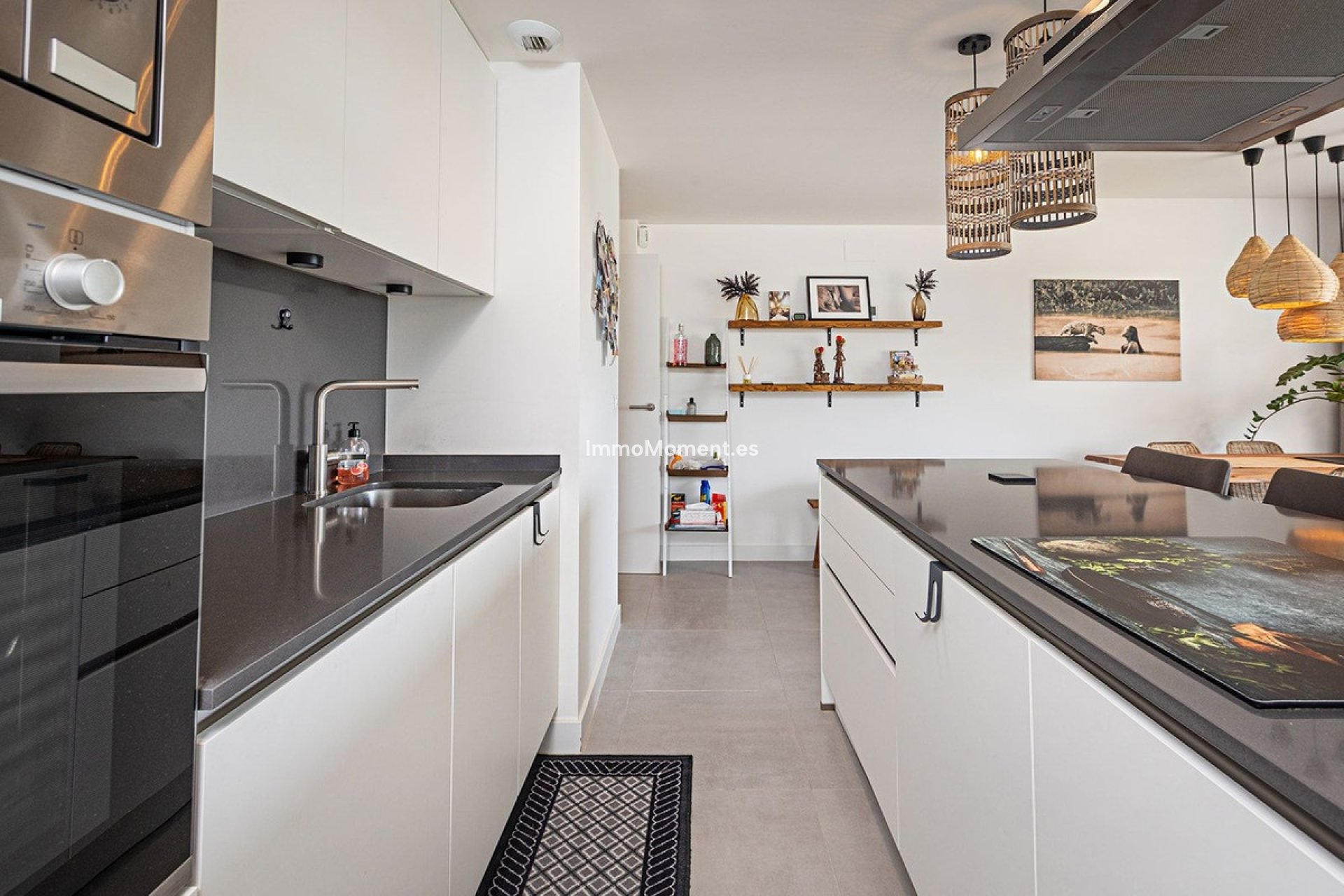 Resale - Apartment - Estepona - Selwo