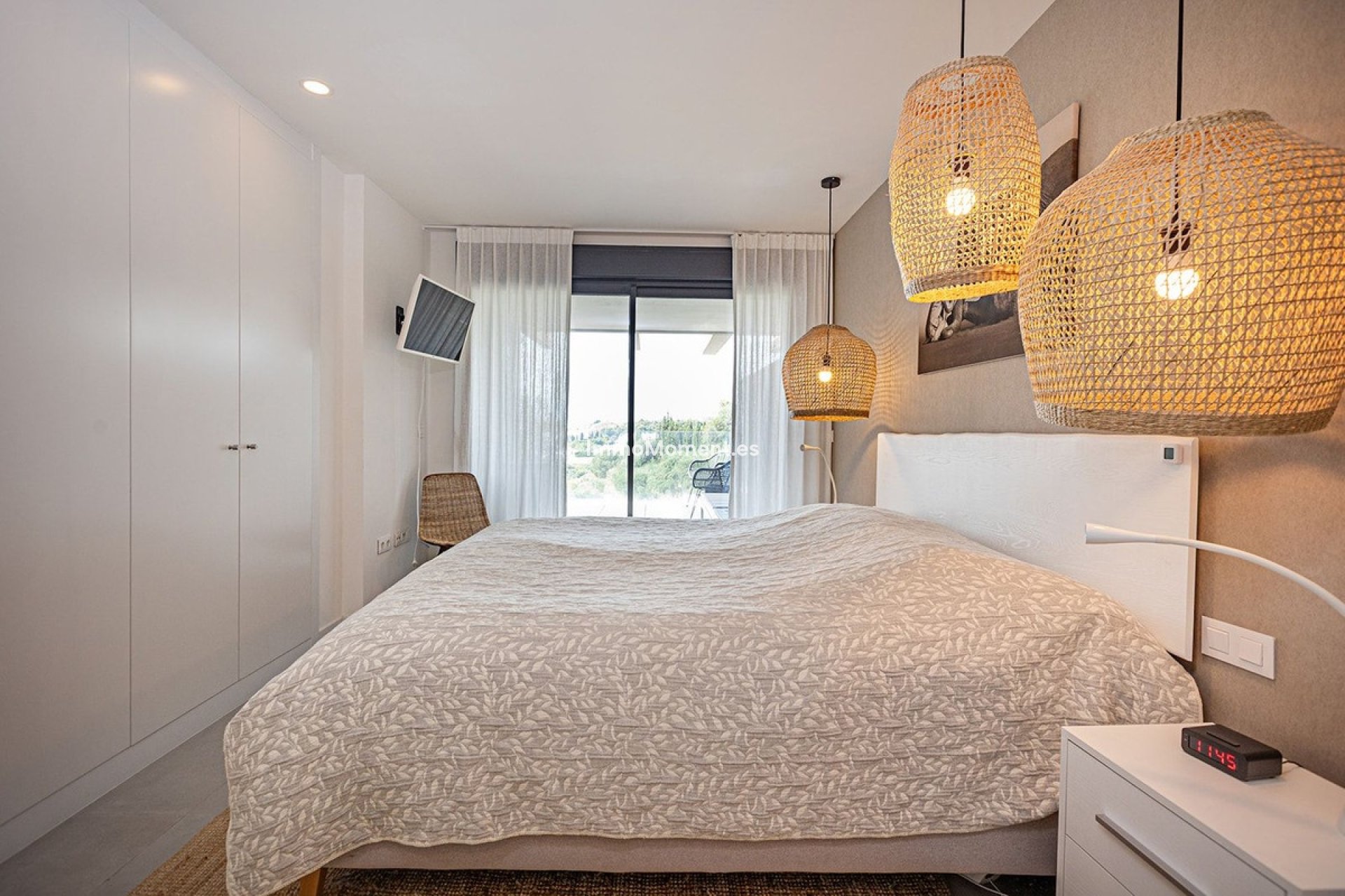 Resale - Apartment - Estepona - Selwo