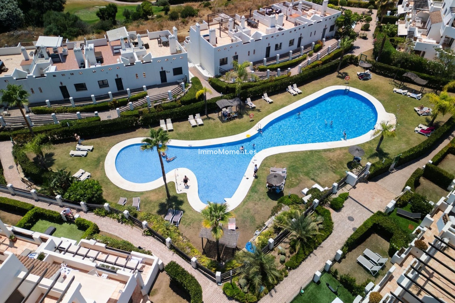 Resale - Apartment - Estepona - Selwo