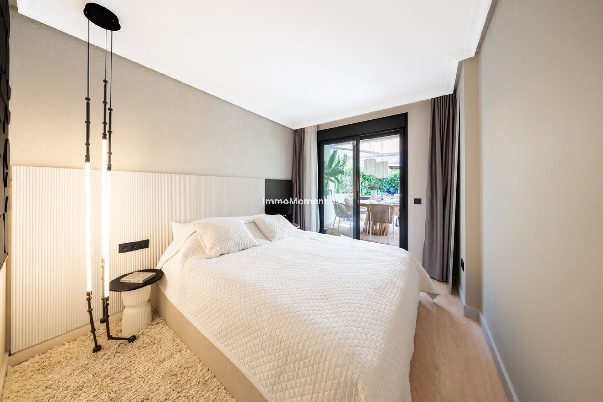 Resale - Apartment - Estepona - Selwo