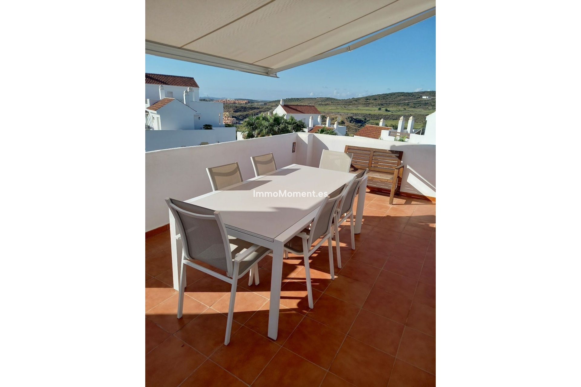 Resale - Apartment - Estepona - Valle Romano