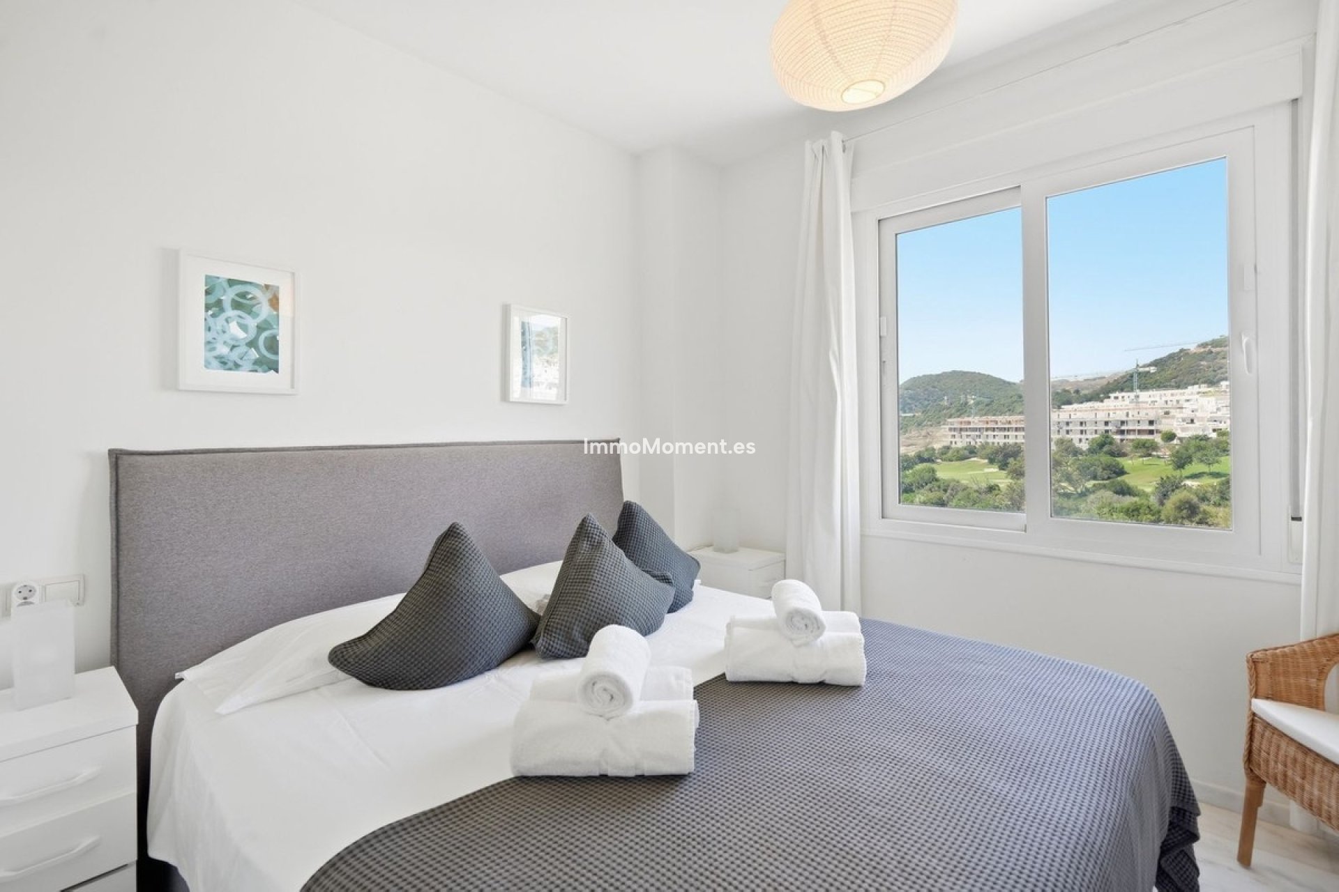 Resale - Apartment - Estepona - Valle Romano