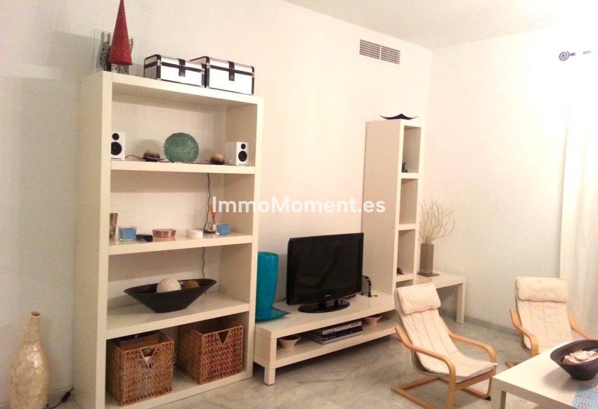 Resale - Apartment - Estepona - Valle Romano