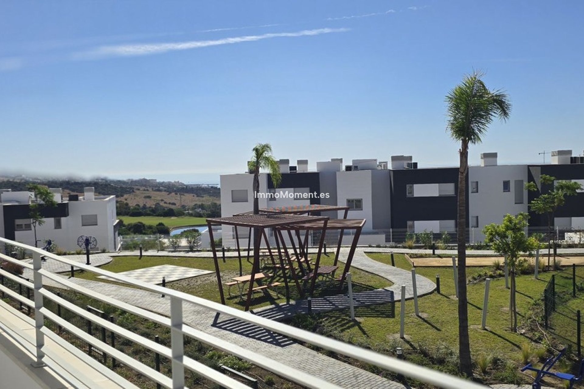 Resale - Apartment - Estepona - Valle Romano