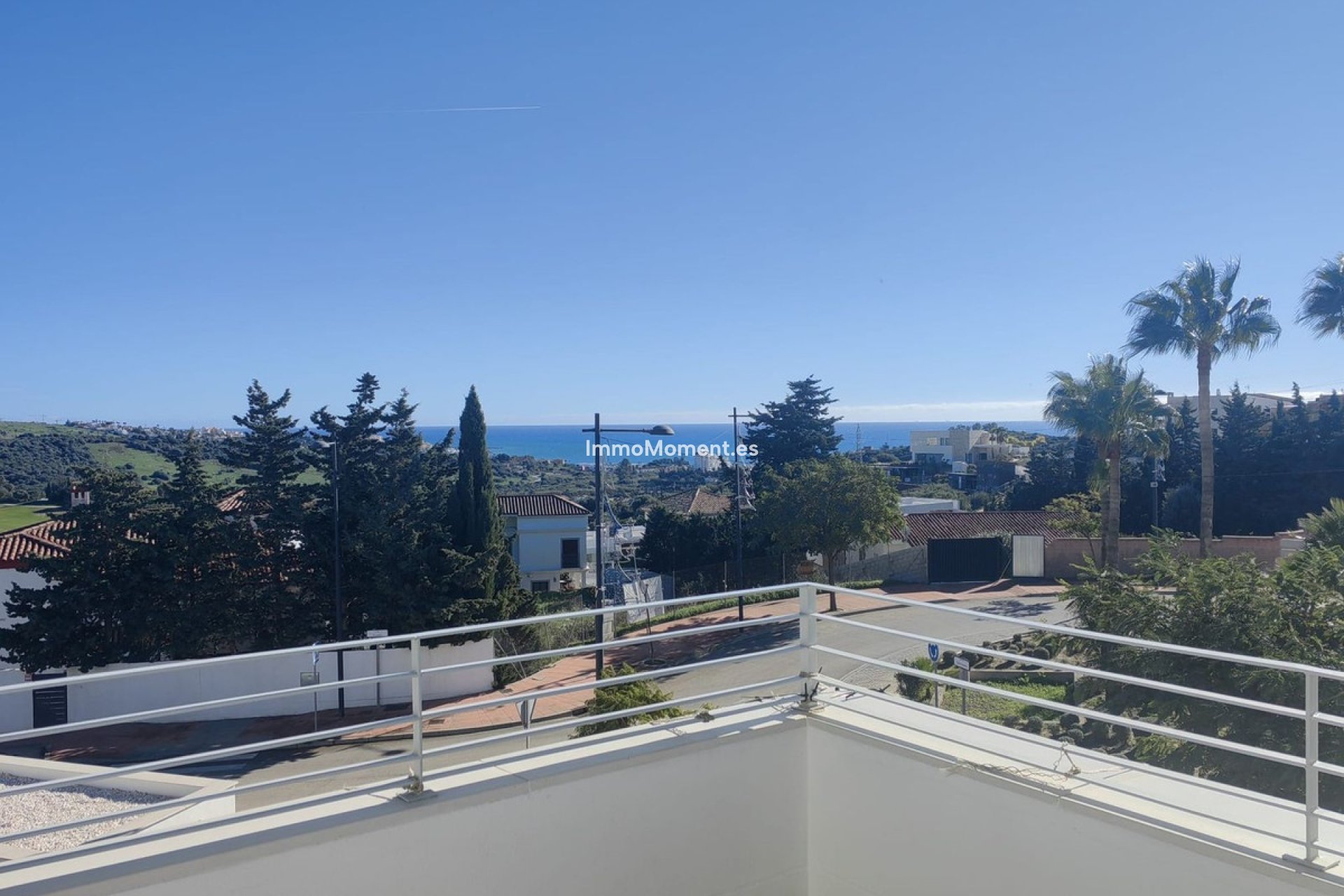 Resale - Apartment - Estepona - Valle Romano