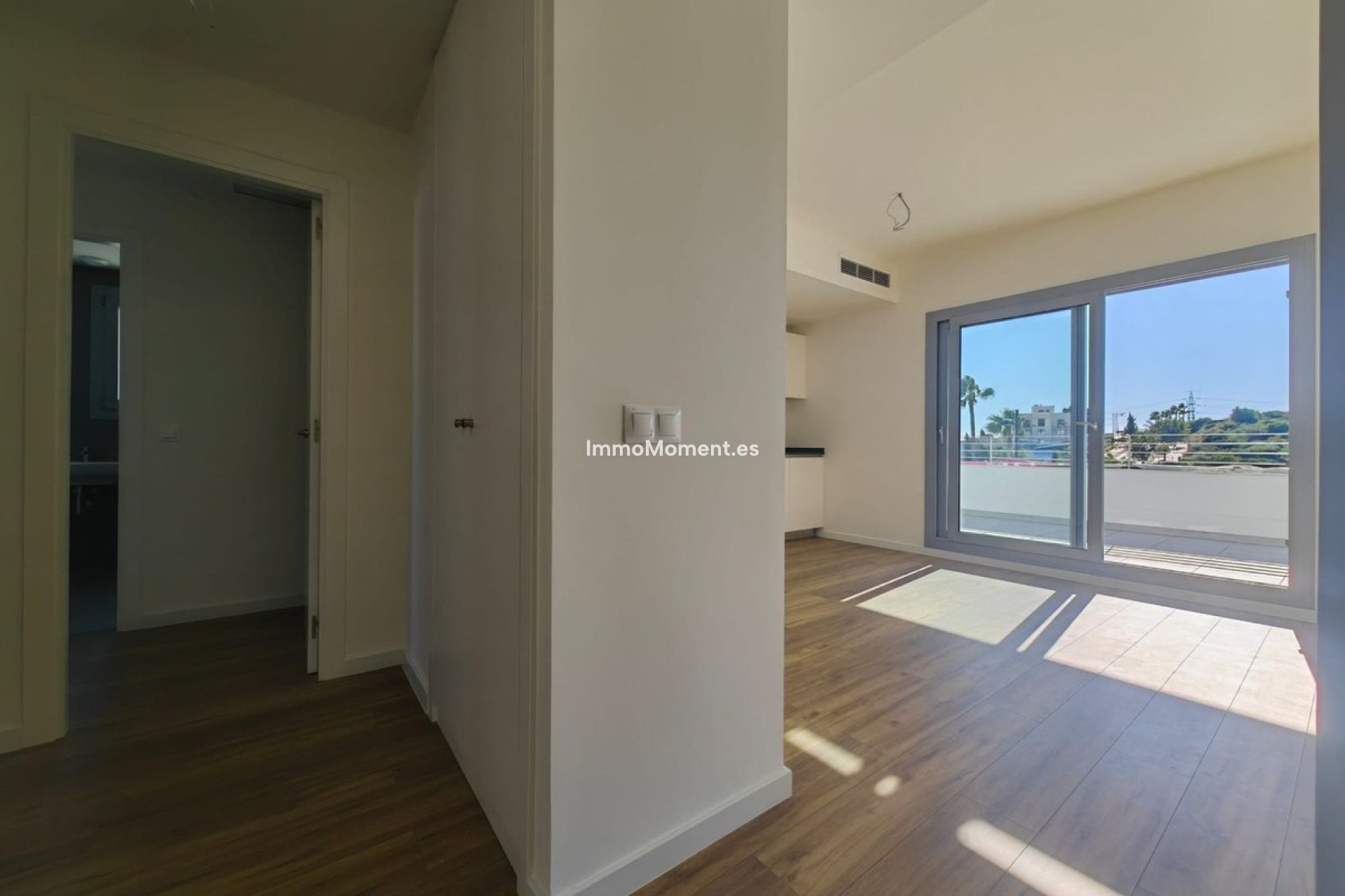 Resale - Apartment - Estepona - Valle Romano