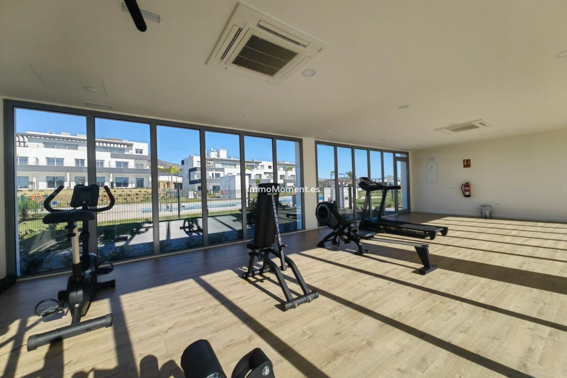 Resale - Apartment - Estepona - Valle Romano