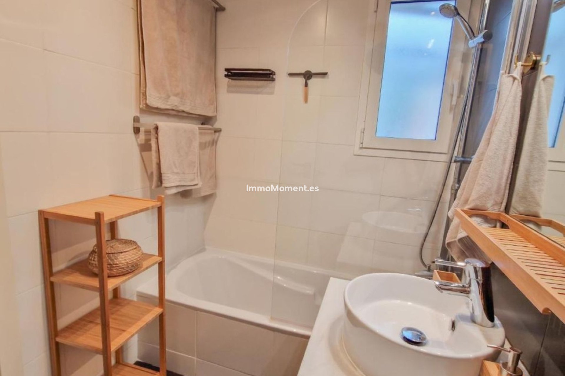 Resale - Apartment - Estepona - Valle Romano