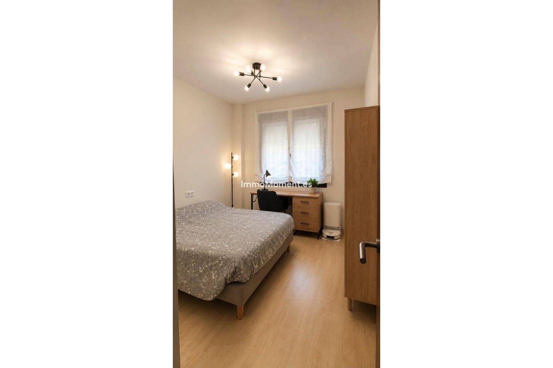 Resale - Apartment - Estepona - Valle Romano