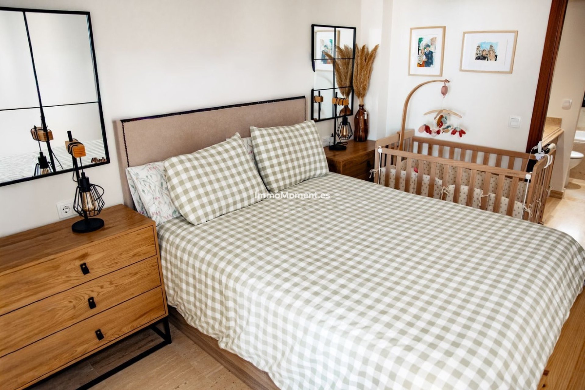 Resale - Apartment - Estepona - Valle Romano