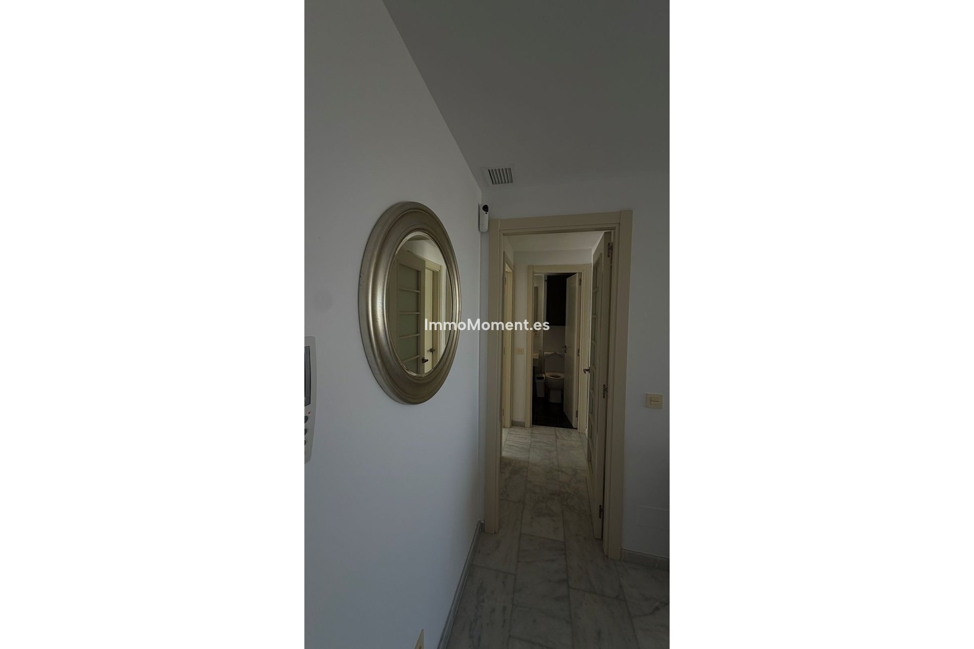 Resale - Apartment - Estepona - Valle Romano