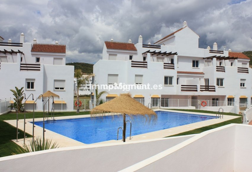 Resale - Apartment - Estepona - Valle Romano