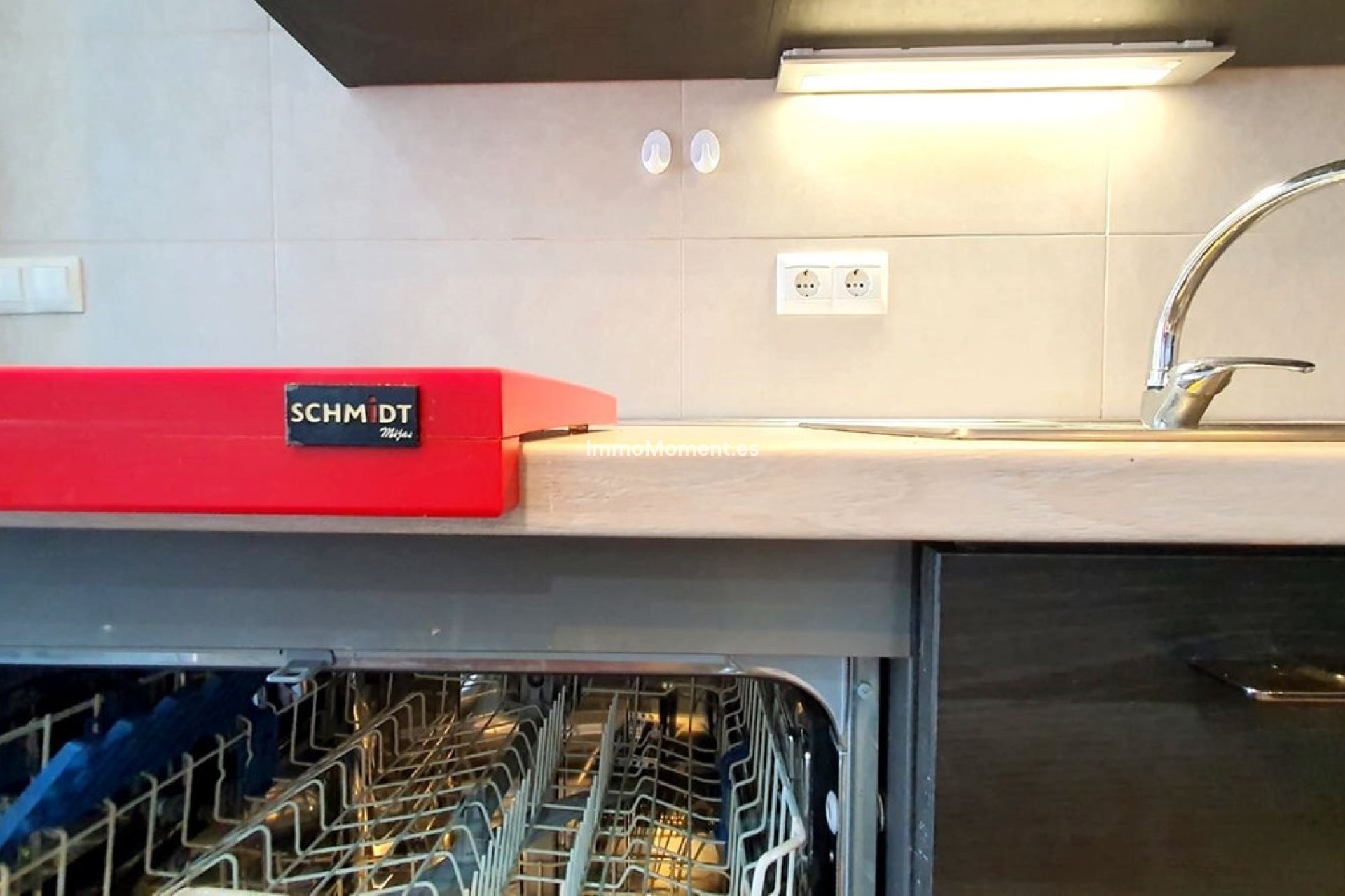 Resale - Apartment - Fuengirola - Carvajal