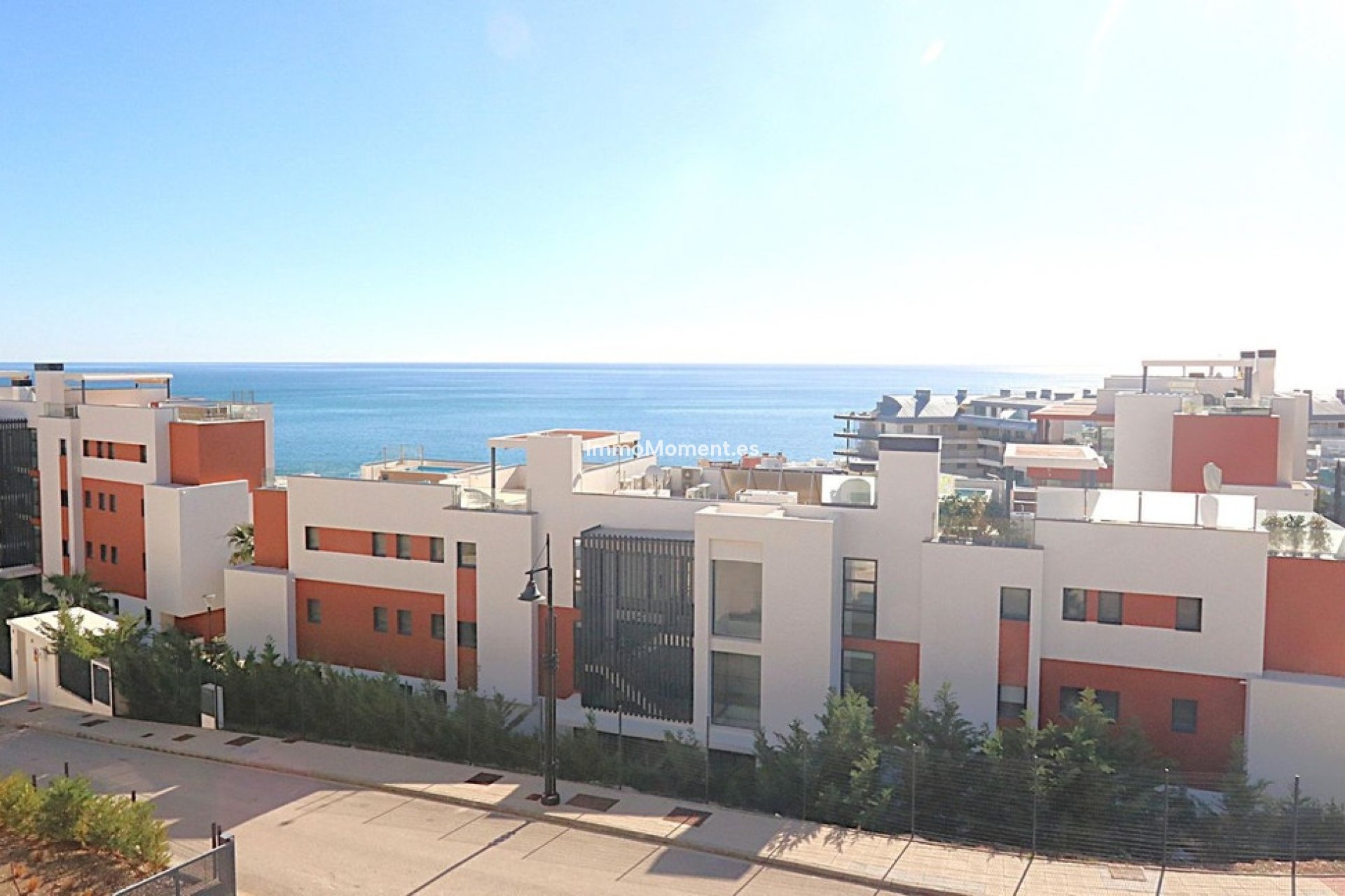 Resale - Apartment - Fuengirola - Carvajal