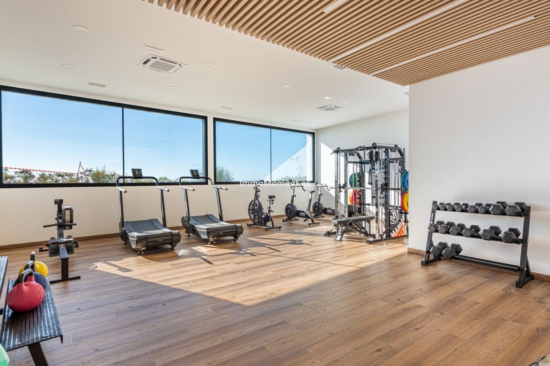 Resale - Apartment - Fuengirola - Carvajal