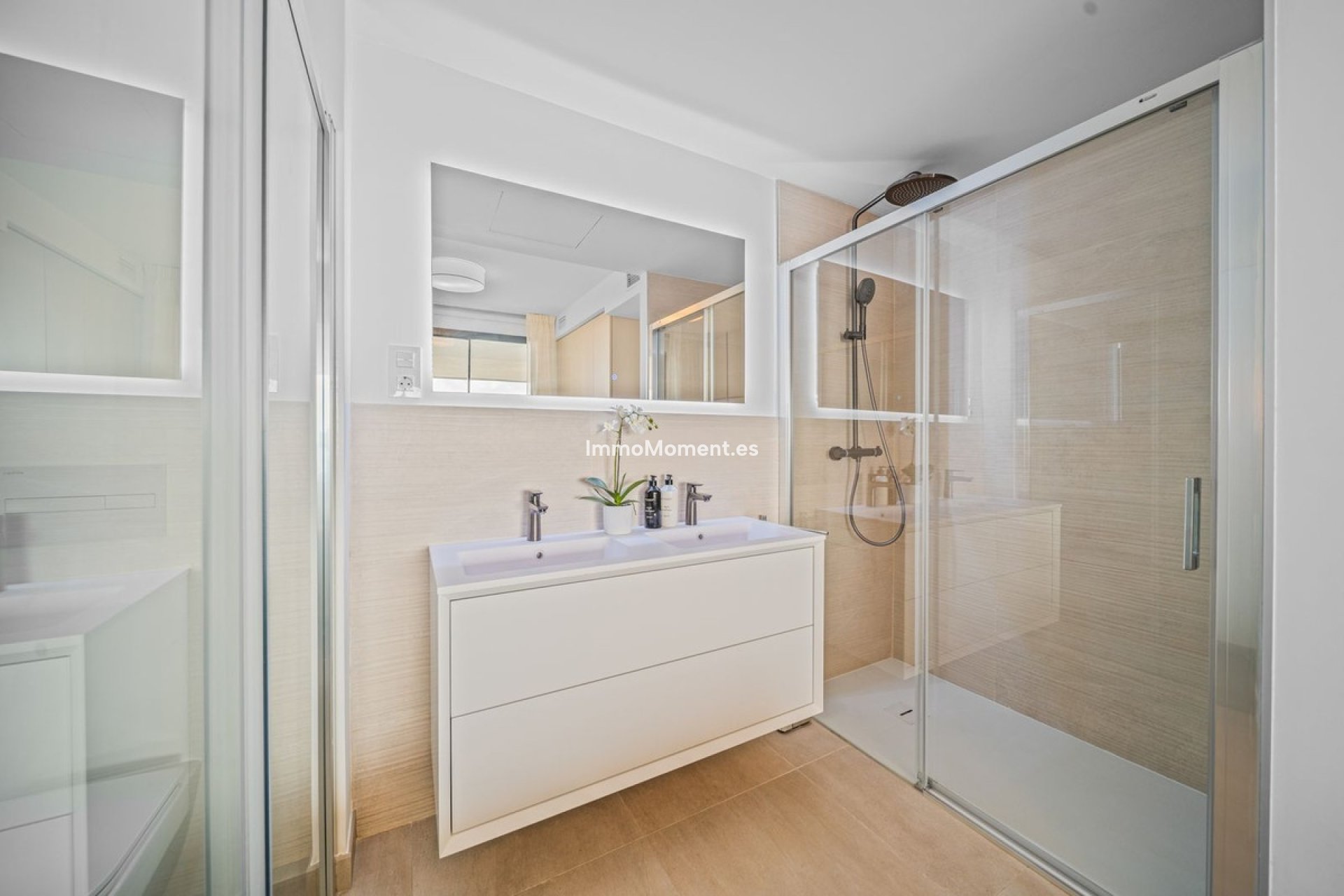 Resale - Apartment - Fuengirola - Carvajal