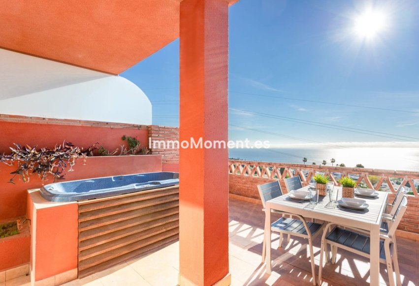 Resale - Apartment - Fuengirola - Carvajal
