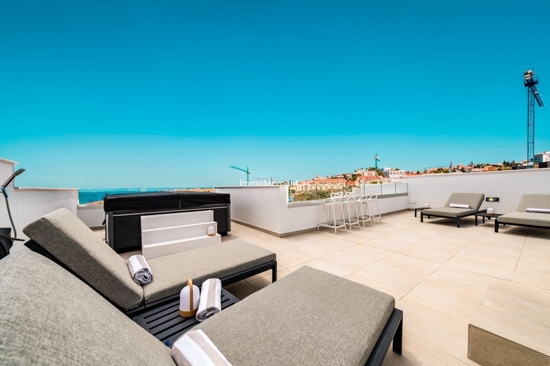 Resale - Apartment - Fuengirola - Carvajal