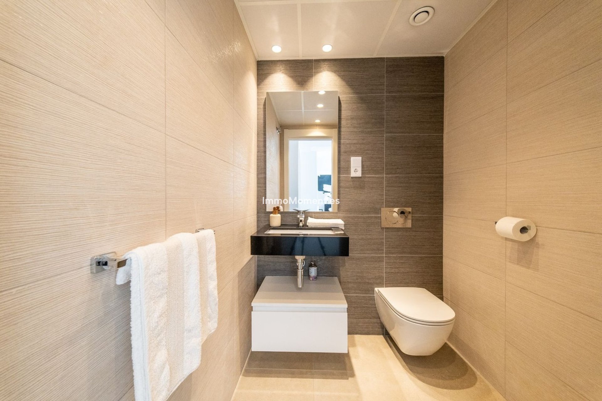 Resale - Apartment - Fuengirola - Carvajal