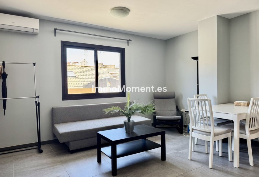 Resale - Apartment - Fuengirola - Fuengirola Centro