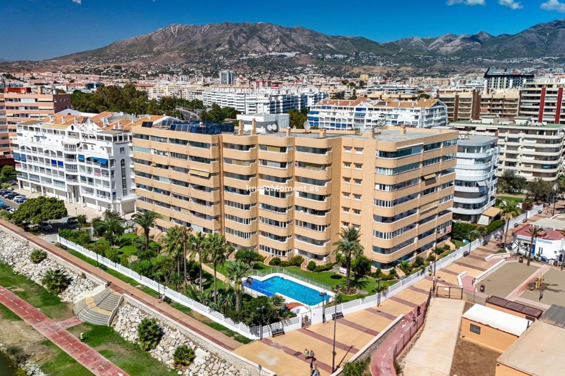 Resale - Apartment - Fuengirola - Fuengirola Centro