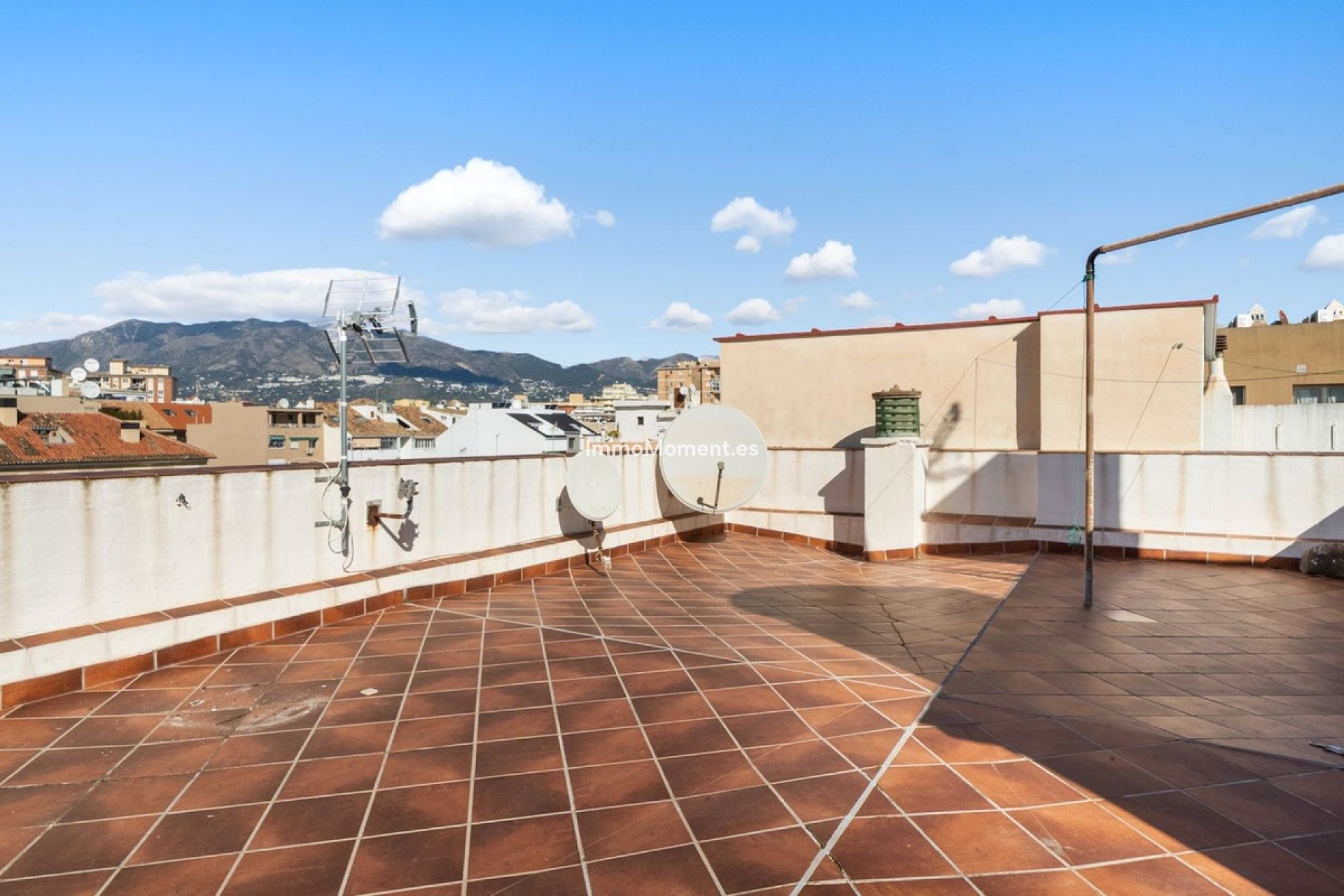 Resale - Apartment - Fuengirola - Fuengirola Centro