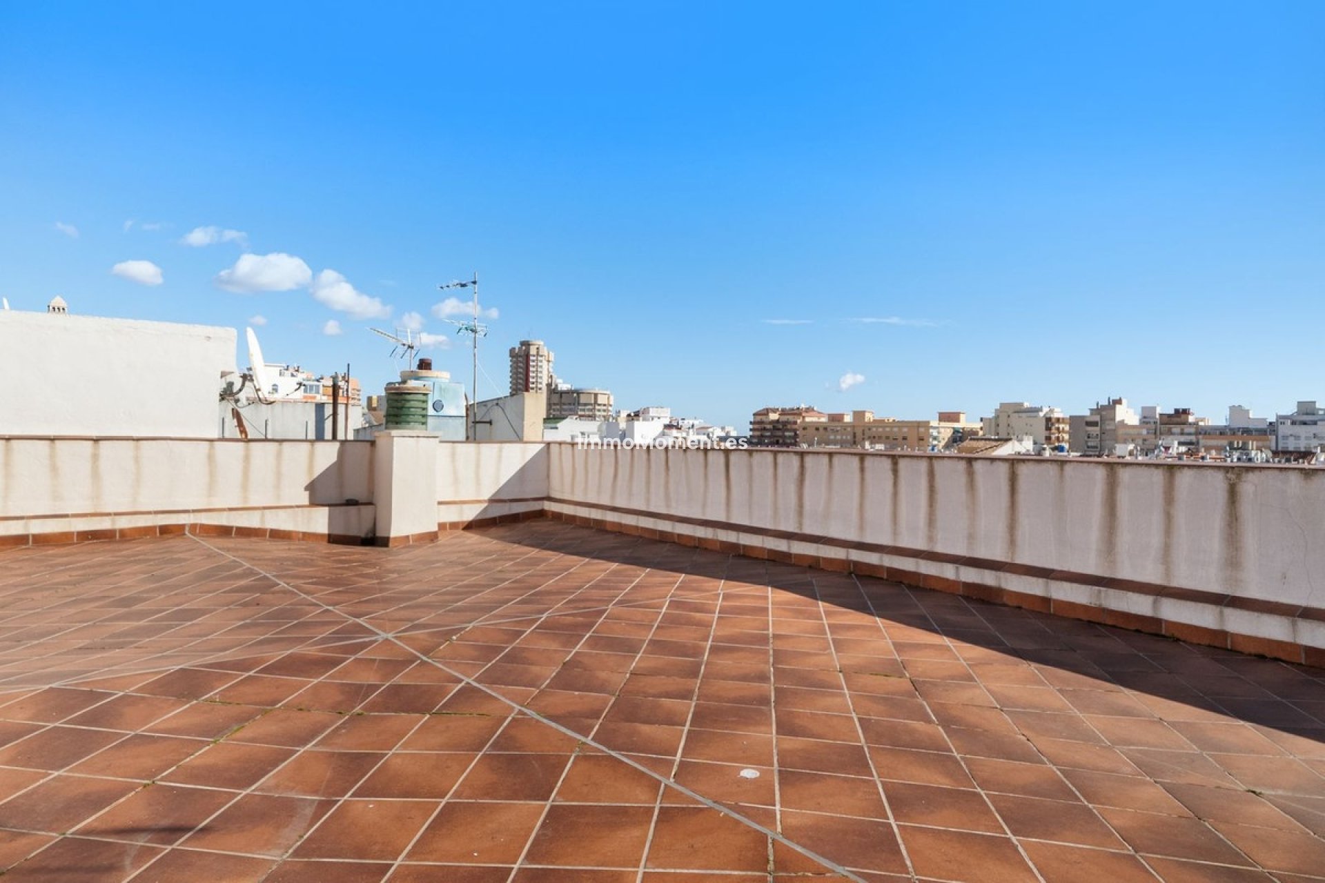 Resale - Apartment - Fuengirola - Fuengirola Centro