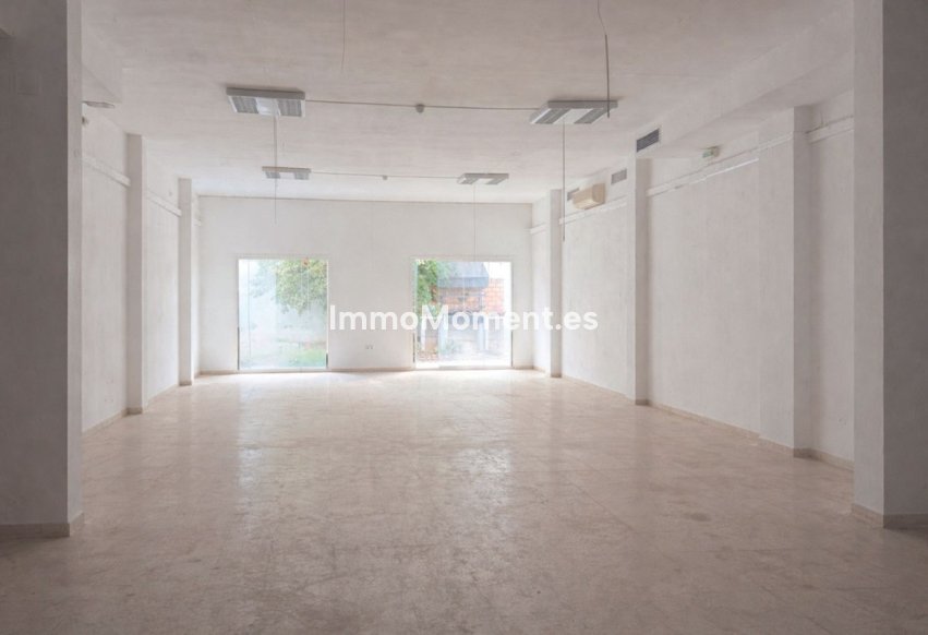 Resale - Apartment - Fuengirola - Fuengirola Centro