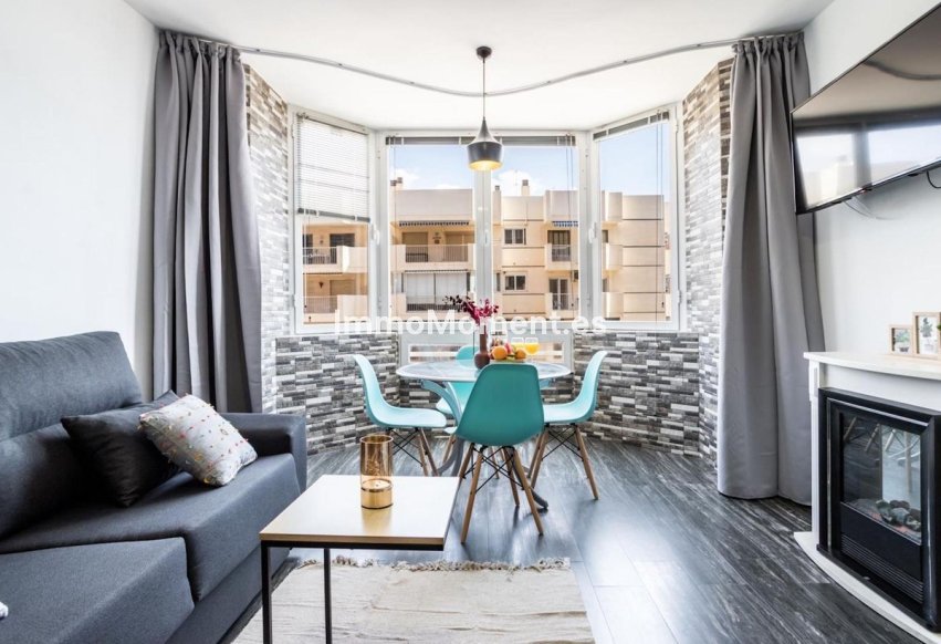 Resale - Apartment - Fuengirola - Fuengirola Centro