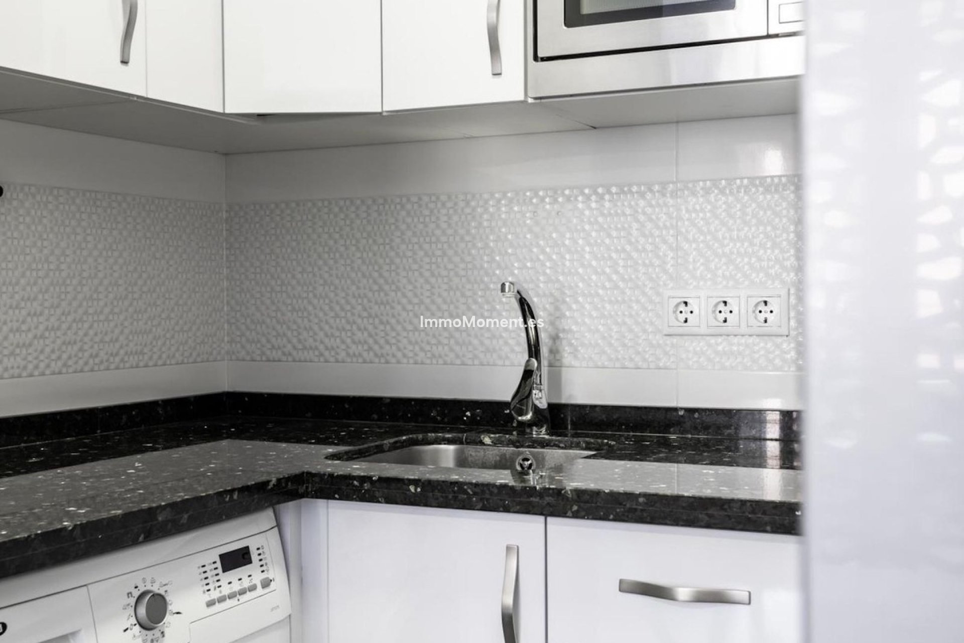 Resale - Apartment - Fuengirola - Fuengirola Centro