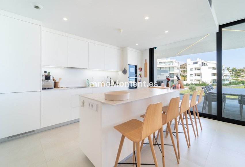 Resale - Apartment - Fuengirola - Fuengirola Centro