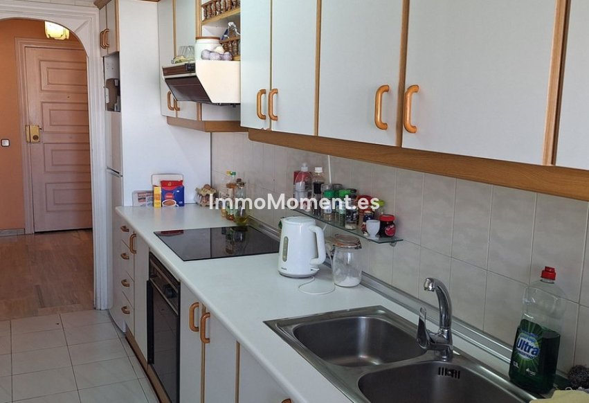 Resale - Apartment - Fuengirola - Fuengirola Centro