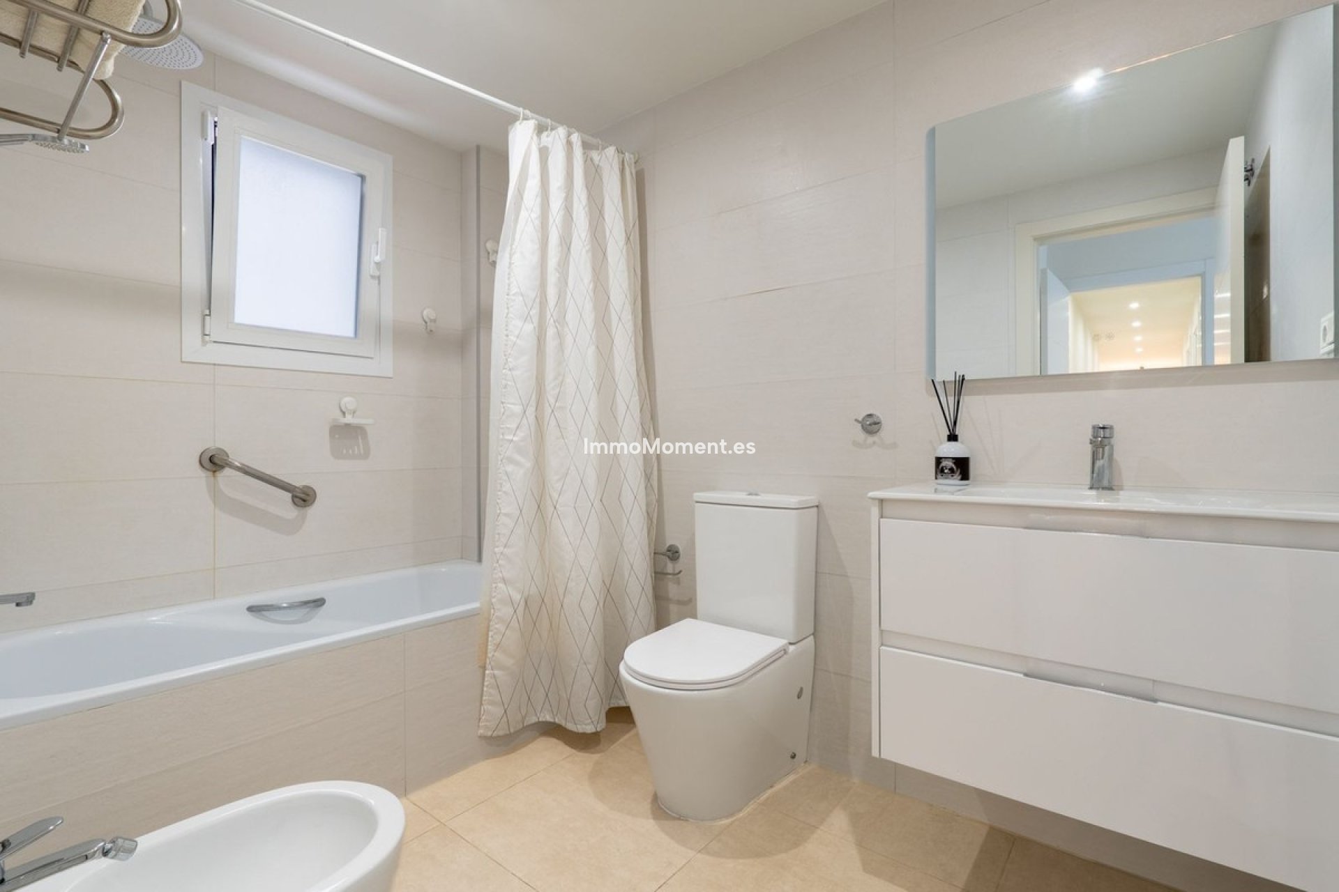 Resale - Apartment - Fuengirola - Fuengirola Centro