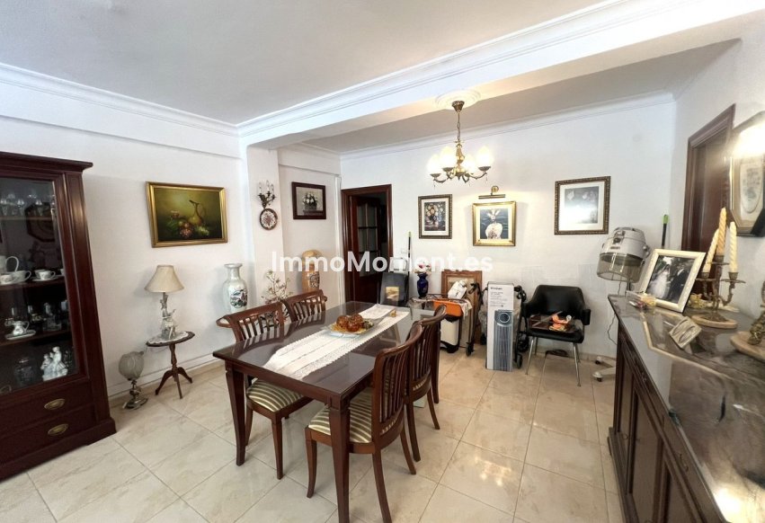 Resale - Apartment - Fuengirola - Fuengirola Centro