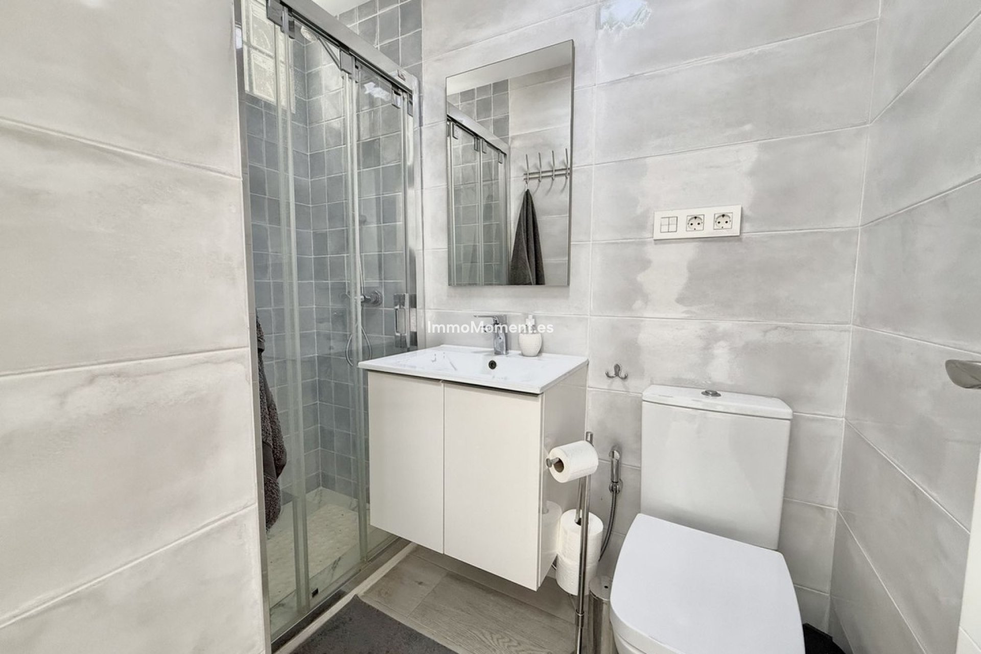 Resale - Apartment - Fuengirola - Fuengirola Centro