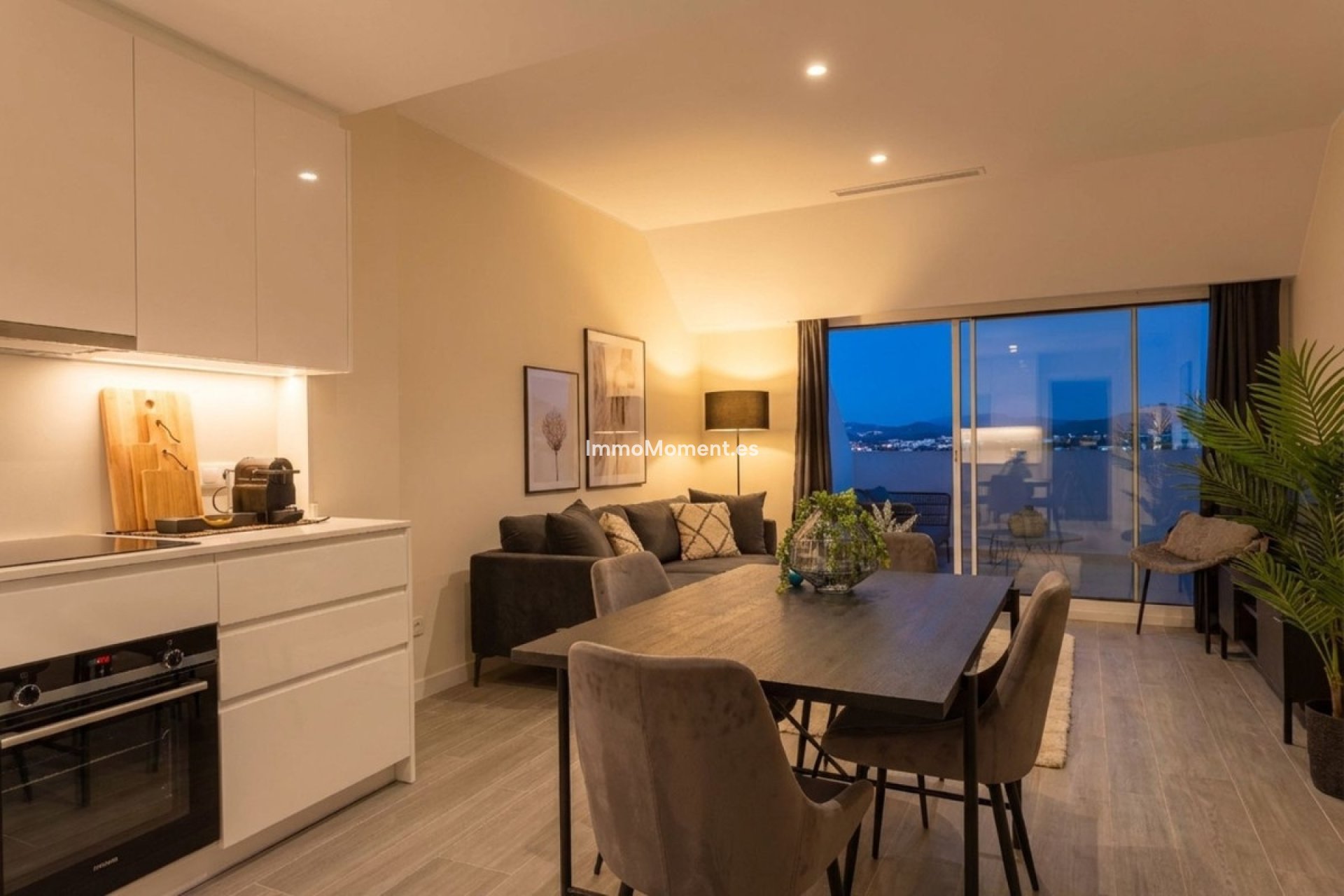 Resale - Apartment - Fuengirola - Fuengirola Centro