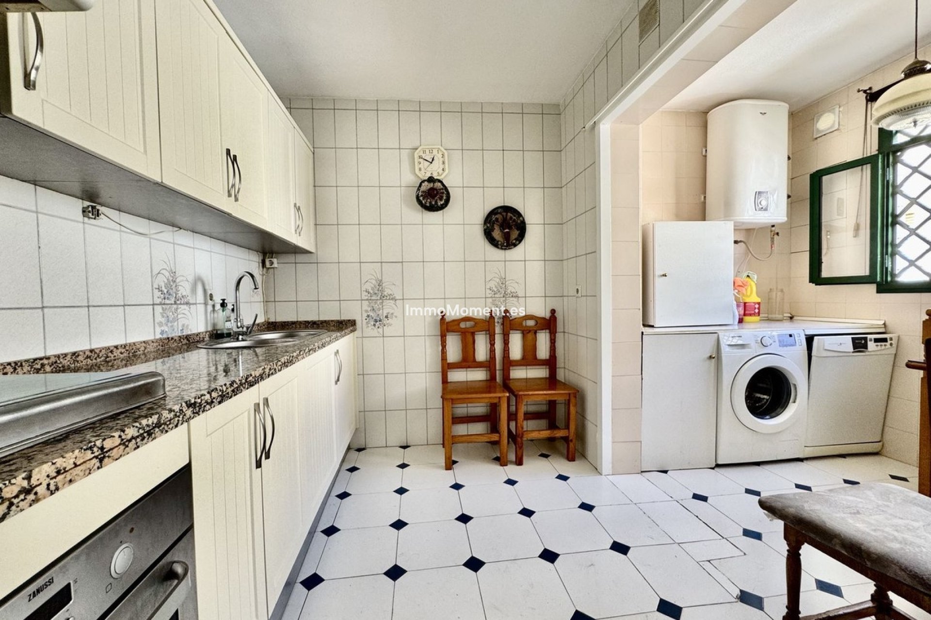 Resale - Apartment - Fuengirola - Fuengirola Centro