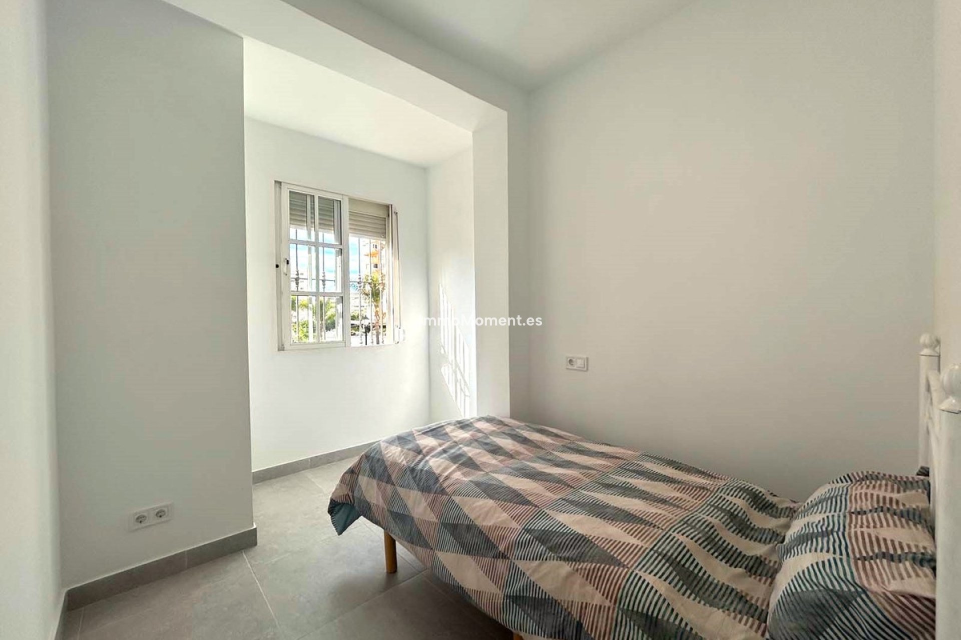 Resale - Apartment - Fuengirola - Fuengirola Centro