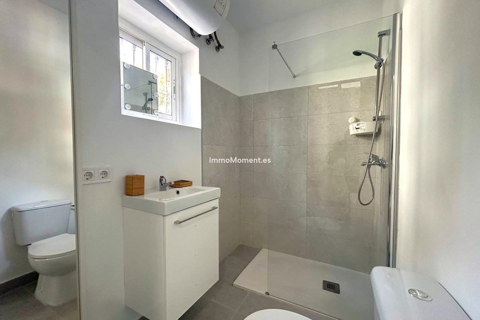 Resale - Apartment - Fuengirola - Fuengirola Centro