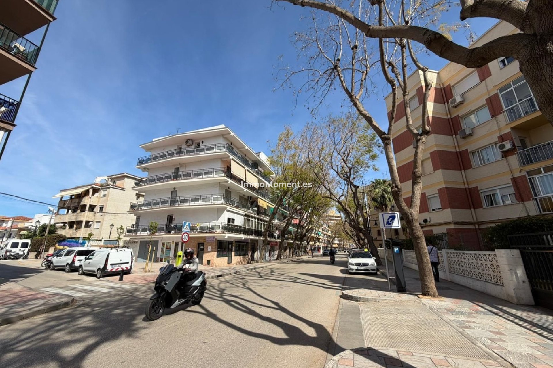 Resale - Apartment - Fuengirola - Fuengirola Centro