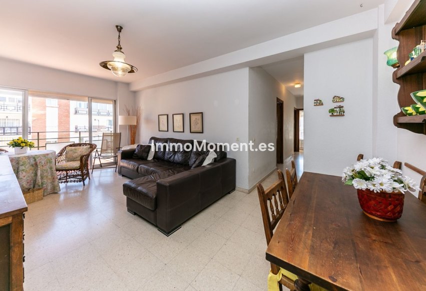 Resale - Apartment - Fuengirola - Fuengirola Centro