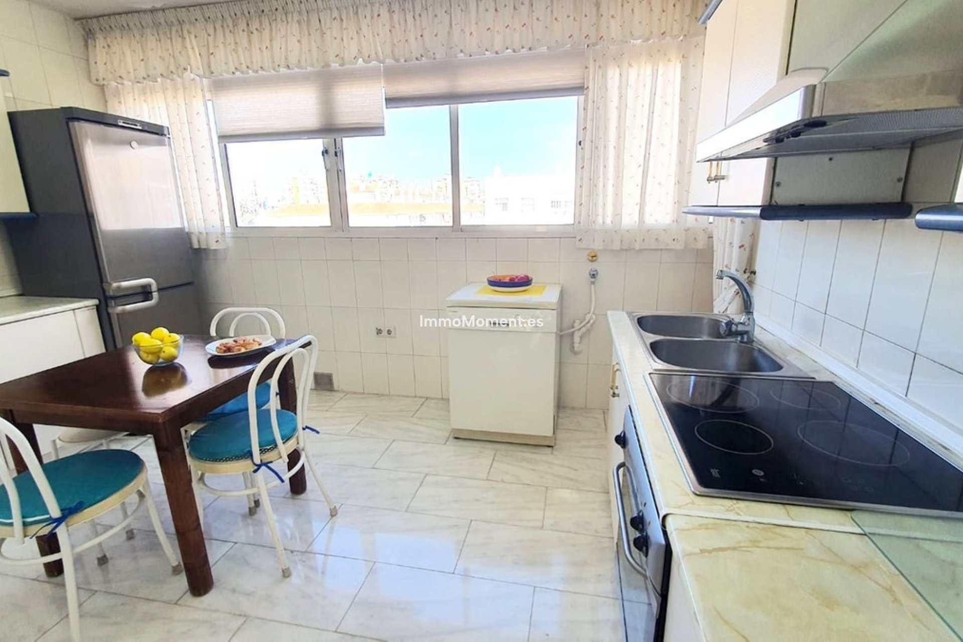 Resale - Apartment - Fuengirola - Fuengirola Centro