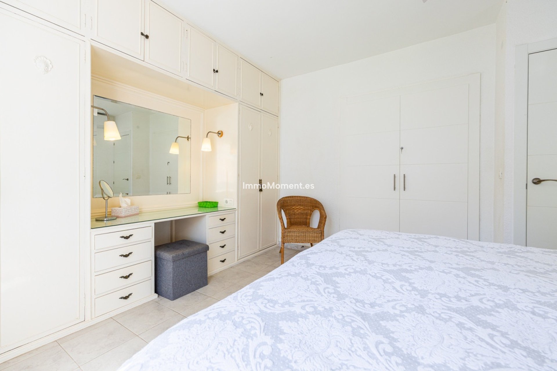 Resale - Apartment - Fuengirola - Fuengirola Centro