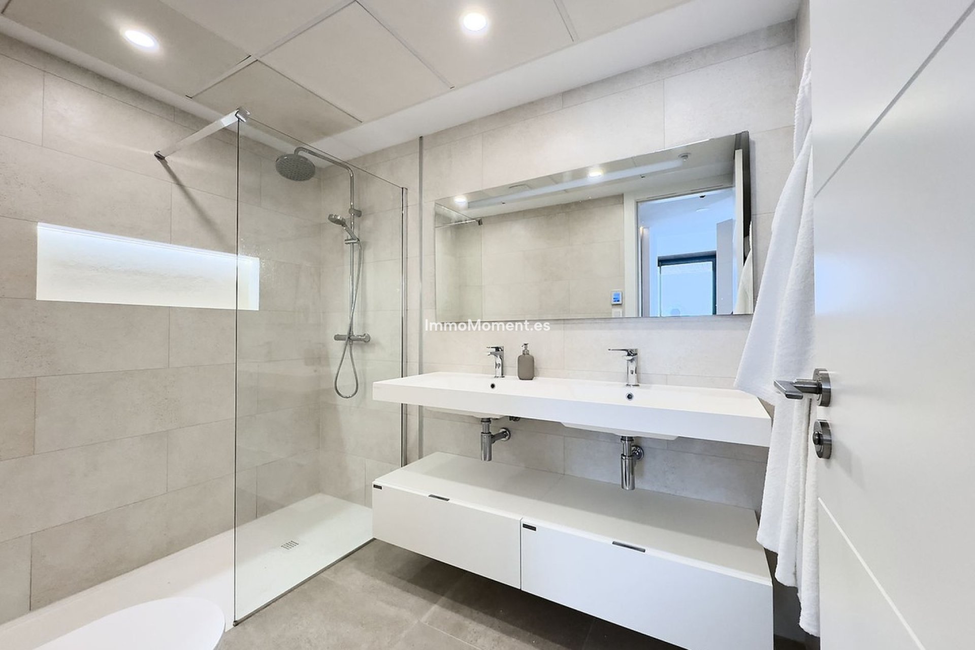 Resale - Apartment - Fuengirola - Fuengirola Centro