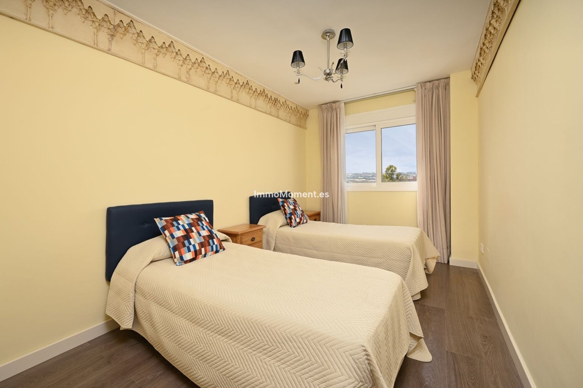 Resale - Apartment - Fuengirola - Fuengirola Centro