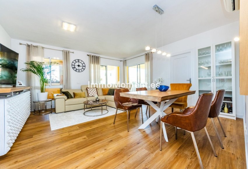 Resale - Apartment - Fuengirola - Fuengirola Centro