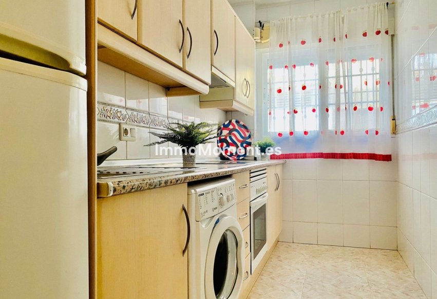 Resale - Apartment - Fuengirola - Fuengirola Centro