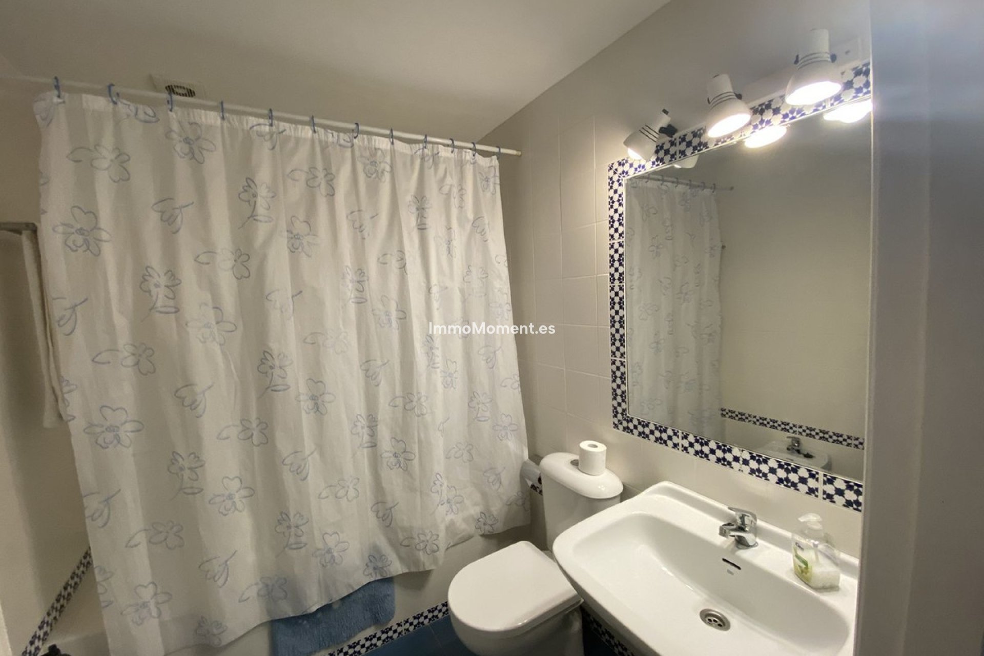 Resale - Apartment - Fuengirola - Fuengirola Centro